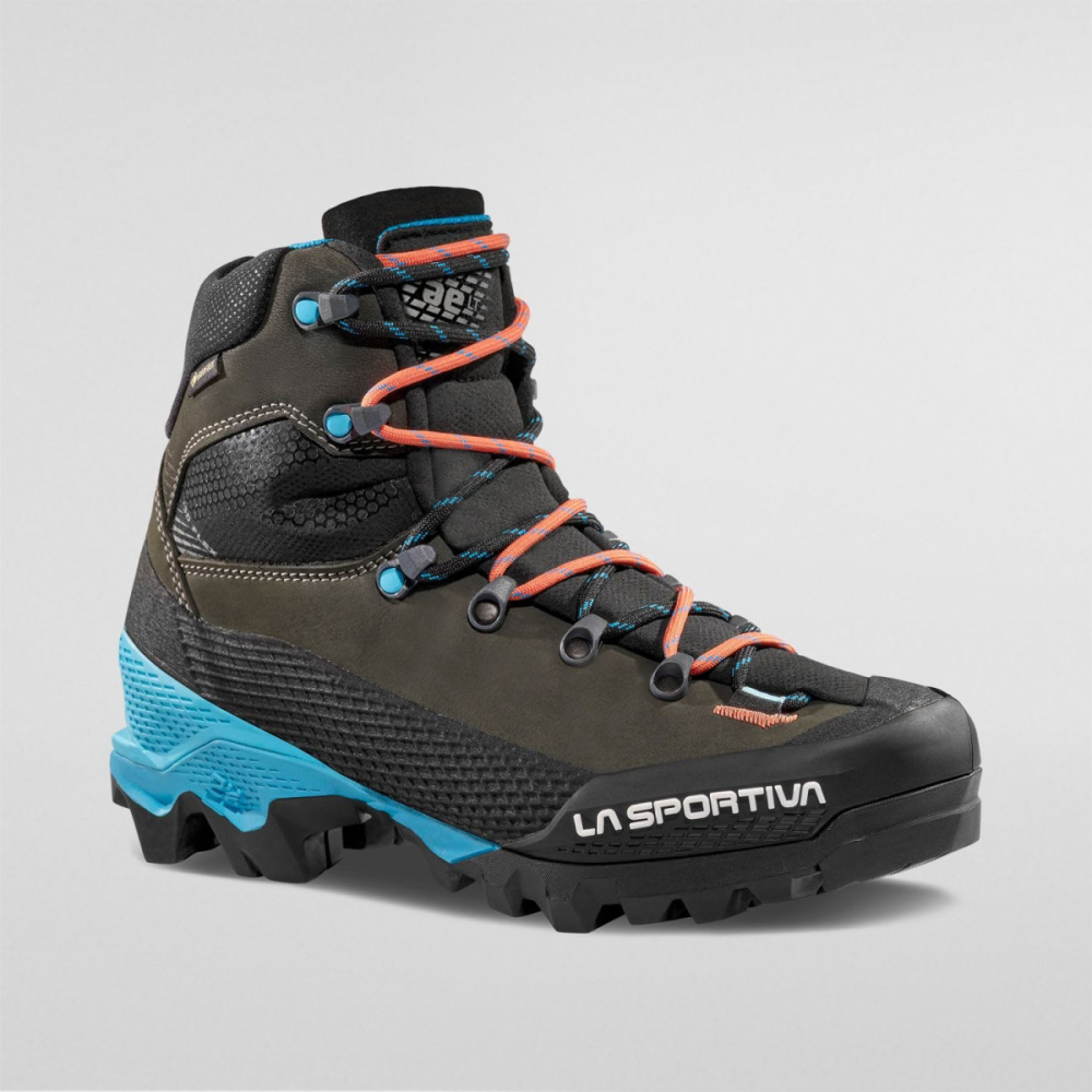 La Sportiva Aequilibrium LT Woman GTX, Black/Hibiscus, 39