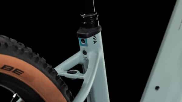 Reaction Hybrid Race 800 - Image 3