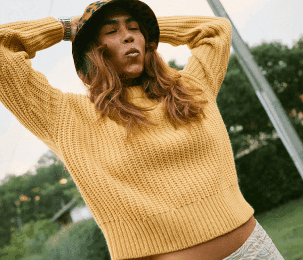 COMING HOME SWEATER